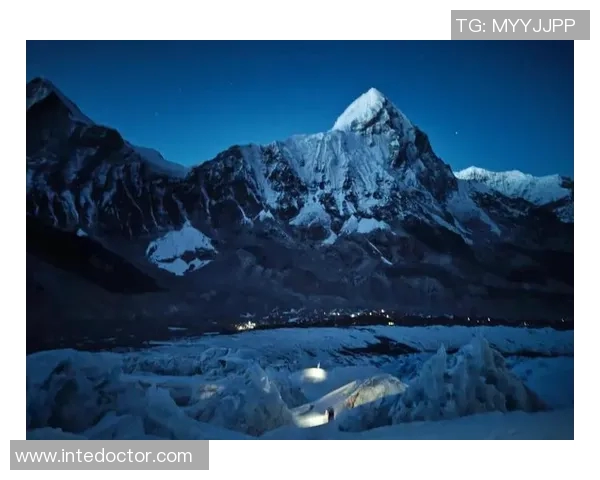 张秀英亲述攀岩技巧与心路历程分享攀登之美与挑战